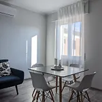 Apartament Center *